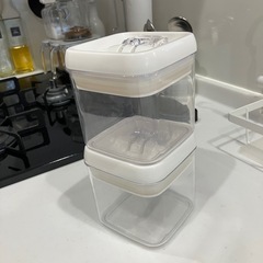 岐阜市　キッチンツールセット　ホワイト　調味料ケース　まな板たての画像