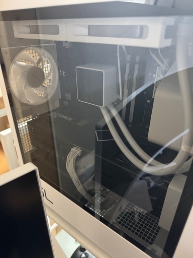 HP ゲーミングPCデスクトップ OMEN 35L ホワイト（型番：B9FL2PA-AAAA）