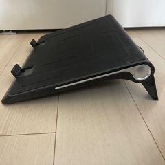 無料ノートパソコン用冷却パッドの画像