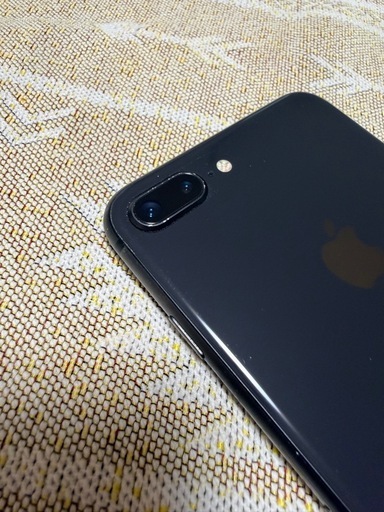 【美品】iPhone8plus 256GB SIMロック解除済