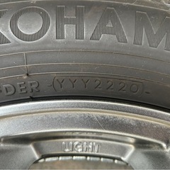 スタッドレスタイヤ　４本セット　215/60R17
の画像