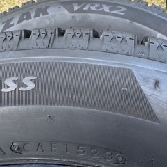 冬タイヤ　185/60r15 ブリザック　VRX2の画像