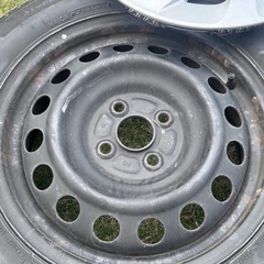 冬タイヤ　185/60r15 ブリザック　VRX2の画像