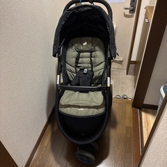 Joie ベビーカー　レインカバー付きの画像
