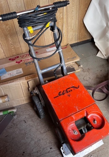 ストロングペッカー