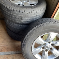 ランドクルーザー　プラド　純正　中期　265/65R17の画像