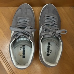 ディアドラ　スニーカーの画像