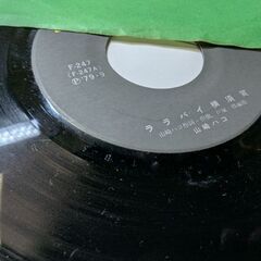 ●（中古EPレコード）ララバイ横須賀/織江の唄−山崎ハコの画像