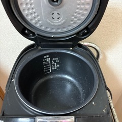 炊飯器の画像