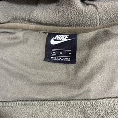 子供パーカー　NIKEの画像