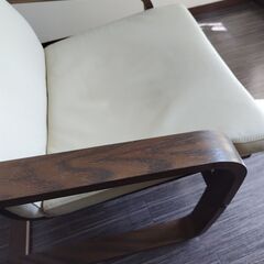 イケア　ポエング　パーソナルチェア　の画像