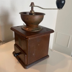 コーヒーミル　アンティーク風　手動の画像