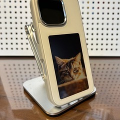 E-ink displayスマホケースの画像