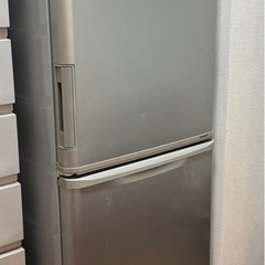 【冷蔵庫(SHARP)★無料★豊中市庄内】の画像