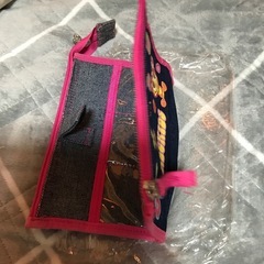 レトロな筆箱でも、ポーチでにでもの画像
