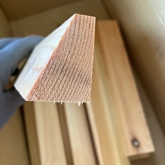 端材　木材　焚付けや薪などにの画像