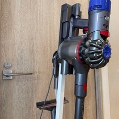 ダイソン　Dyson V7 Slim スティッククリーナーの画像