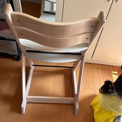 子供用椅子の画像