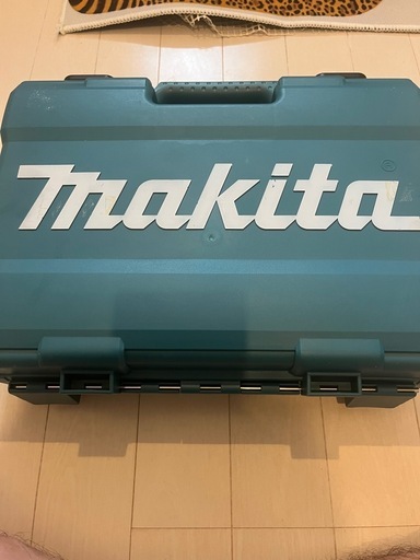 マキタ　インパクトドライバー