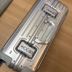 リモワ新品同様‼️即日引渡🆗 rimowa スーツケース キャリーケース アタッシュケース 旅行 出張　バッグ トラベル の画像