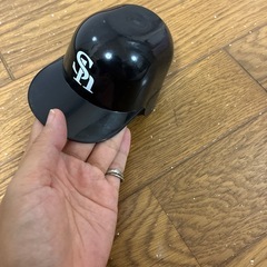 ソフトバンクね小さなヘルメットの画像