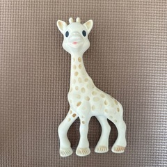 ベネッセ しまじろうセット キリンのソフィー＋ガラガラ付きの画像