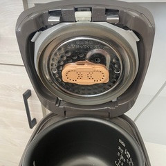 ［急募］［値下げ可］ZOZIRUSHI 炊飯器　圧力IH の画像