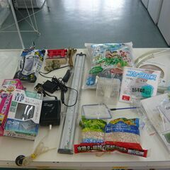 ID：232682　アクリル水槽セット　現状品　LED数か所点灯しません。の画像