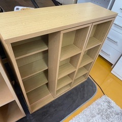 【リサイクルサービス八光】幅80㎝　ベージュ　スライド式本棚の画像