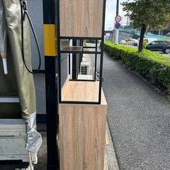 木製　食器棚　ナチュラルウッド調の画像