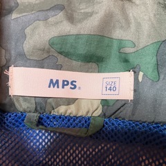 ウインドブレーカー　140センチ　の画像