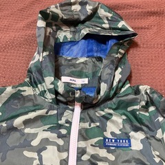 ウインドブレーカー　140センチ　の画像