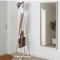 【美品】ハンガーラック　ブラック（IKEA）の画像