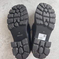 軽量厚底ローファーの画像