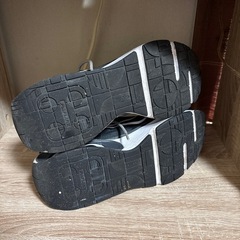 R・中古・NIKE・AIR MAX INTRLKの画像