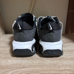 R・中古・NIKE・AIR MAX INTRLKの画像