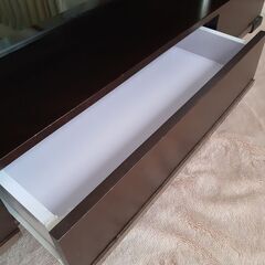 ガラステーブル (大きめ)の画像
