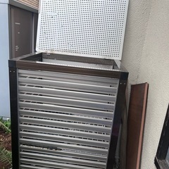 蓋つきゴミストッカーの画像