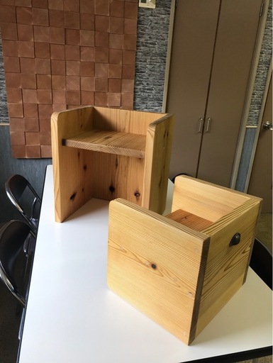 収納デスクと椅子のセット