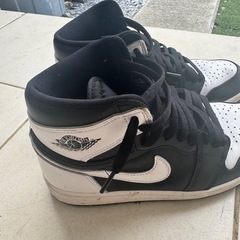 AJ1 レトロハイOG"ブラック/ホワイト"の画像