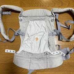 エルゴ　抱っこ紐　付属品付きの画像
