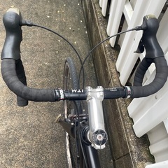 ロードバイク  マットブラック　ＴＲＥＫ仕様の画像
