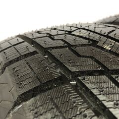 【新品】YOKOHAMA ice GUARD iG70 195/60R16 89Q 16インチ スタッドレス 4本 21年製 セレナ ノートe-POWER ラフェスタ フロンクス等 STV021の画像