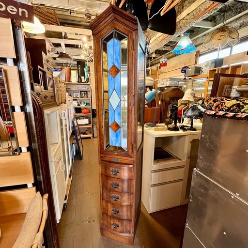 《売約済》蝦夷民芸家具 えぞ民芸 ステンドグラスキャビネット　ガラスキャビネット　コレクションボード　ディスプレイキャビネット　収納棚　飾り棚　アンティーク家具　ヴィンテージ家具　レトロ家具　木製キャビネット　和モダン家具　昭和レトロ　北海道家具　民芸家具 民藝　ガラスショーケース ショーケース