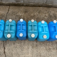 ポリタンクの画像