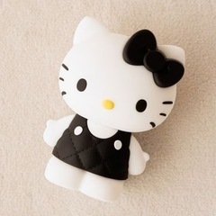 ローリーズファーム♡キティ　キルティングフィギュア　ブラックの画像