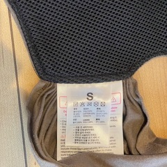 Komny 抱っこ紐 Sサイズ ブラウンの画像