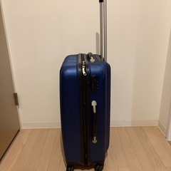 (受け渡し予定者が決まりました)スーツケースの画像
