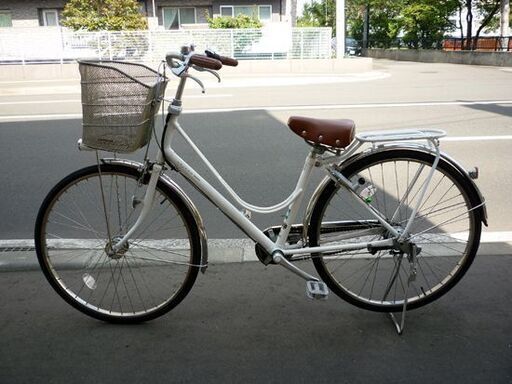 ☆自転車 シティサイクル BRIDGESTONE cajuna 26インチ 白 3段変速 荷台付き ライト点灯 ダブルロック ブリヂストン カジュナ 3段切替 ホワイト ママチャリ 札幌市 豊平区 平岸