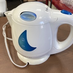電気ケトルの画像